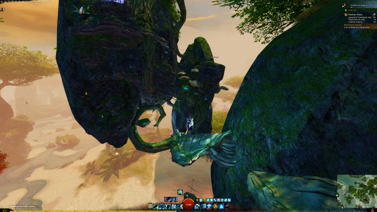 Hier skippen wir ordentlich. Eigentlich müssten wir auf die Plattform unterhalb des linken Felsens. Wir springen, gleiten und nutzen den Jadebot-Aufwind, um direkt auf den Pilzen in Blickrichtung zu landen.